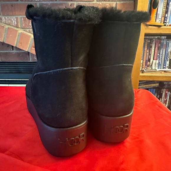 WOW POSHMARK - Authentic HOOR NWOT Leather Boots - Picture 2 of 15